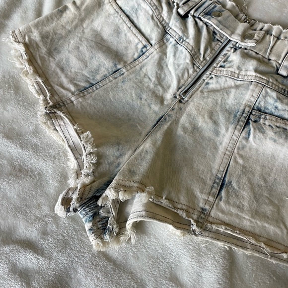 Sea New York Birdie Light Blue Jean Shorts - Picture 6 of 13